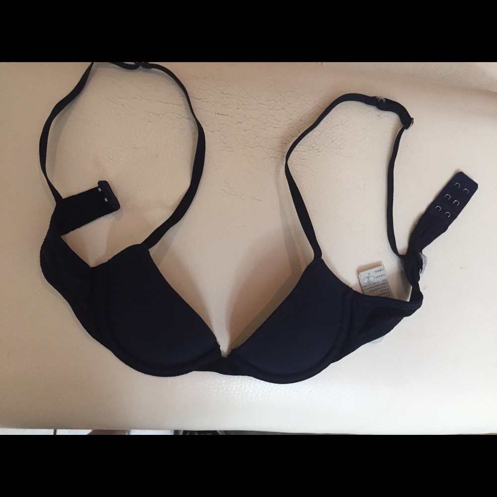 **SOLD**Gilly Hicks Demi Bra